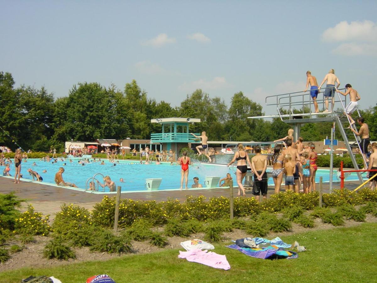 波斯米尔节庆酒店 Noordwolde  外观 照片