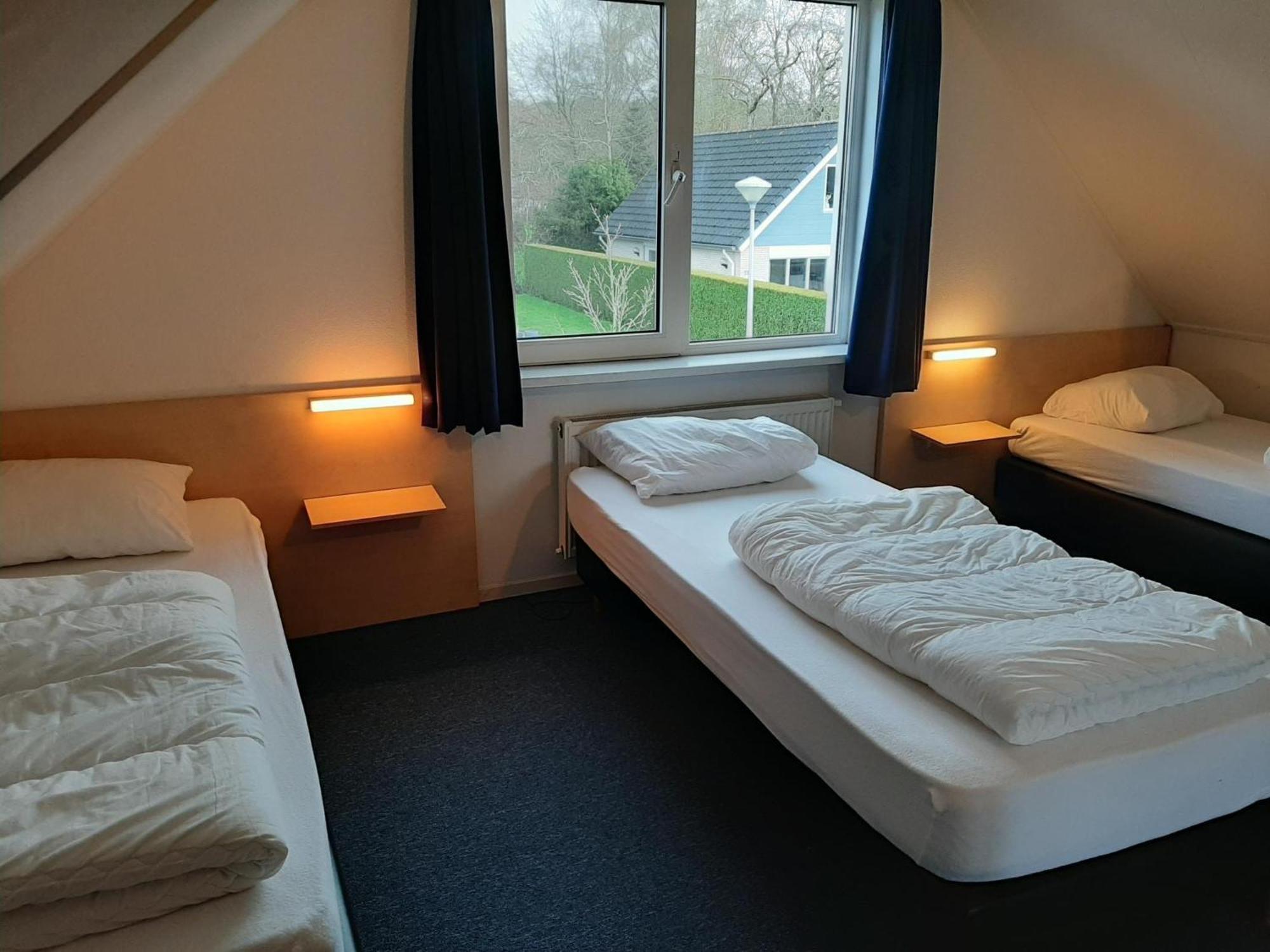 波斯米尔节庆酒店 Noordwolde  客房 照片